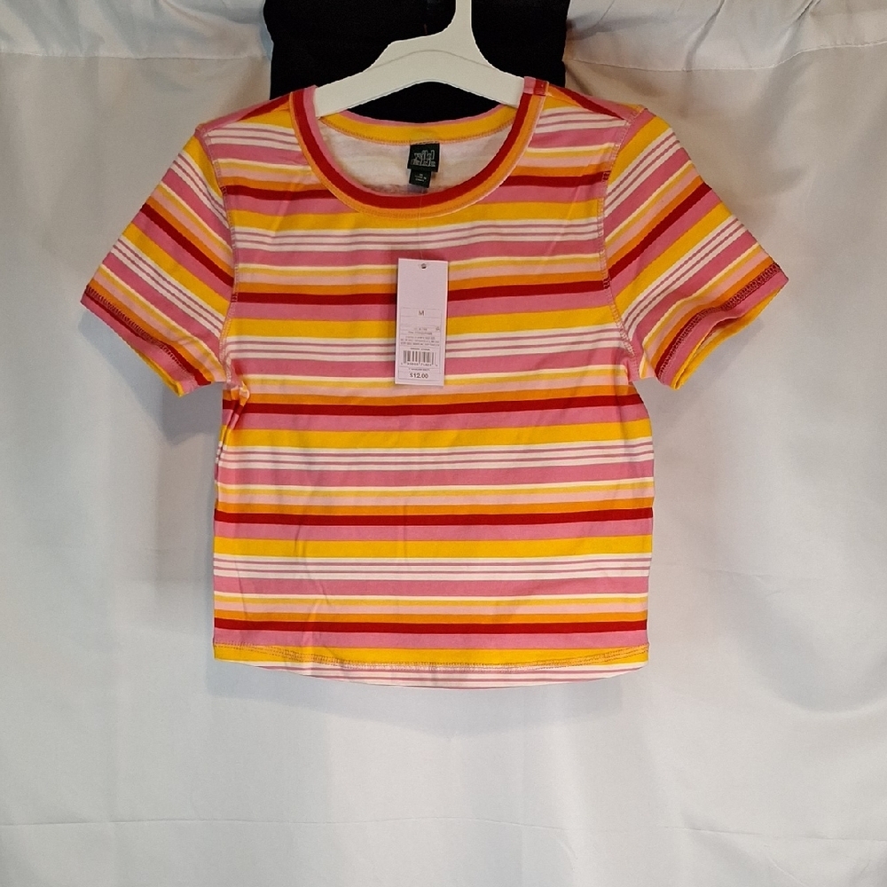 Wild Fable Pink and Yellow Short Sleeve Tee Vibrant Knit